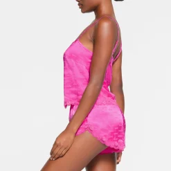SKIMS JACQUARD LACE SHORT | HOT PINK