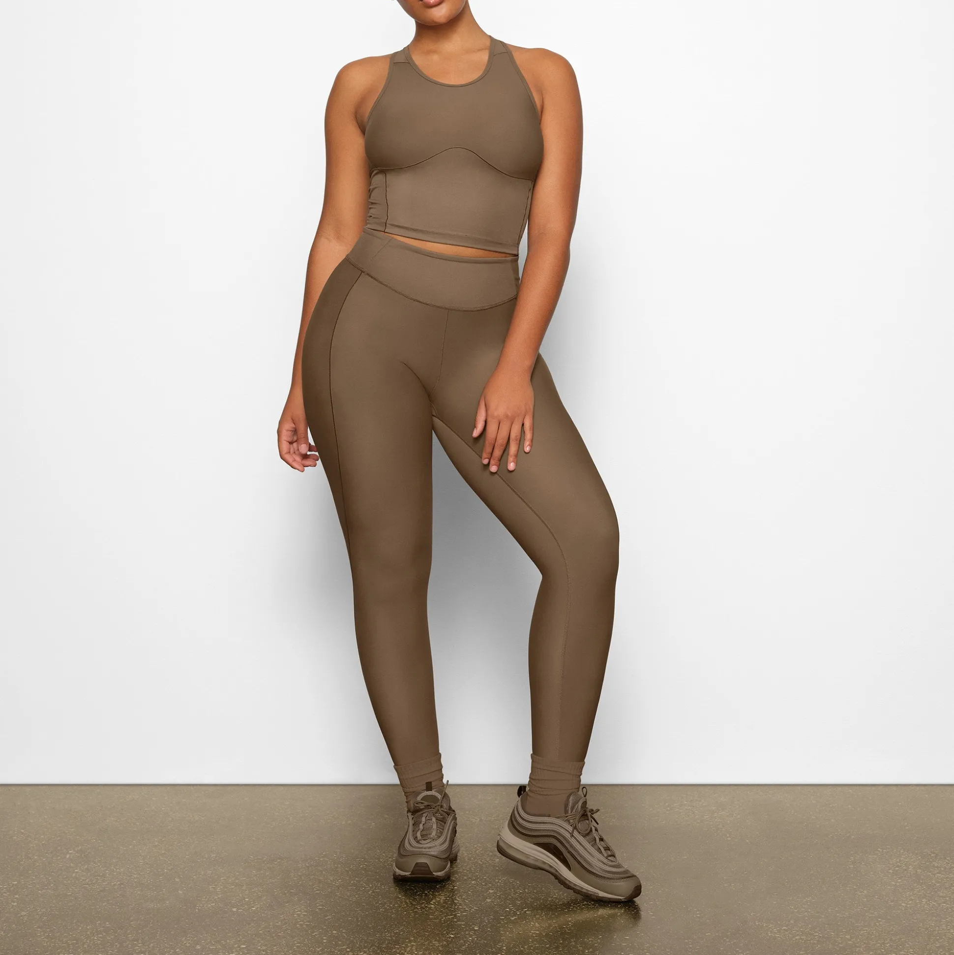 SKIMS PERFORMANCE HIGH-WAISTED 7/8 LEGGING | OXIDE
