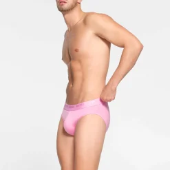 SKIMS STRETCH MENS BRIEF | BUBBLE GUM
