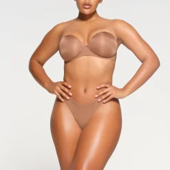 SKIMS ULTIMATE BRA STRAPLESS PUSH-UP BRA | SIENNA