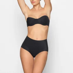 SMOOTHING INTIMATES HIGH-WAISTED BRIEF | ONYX