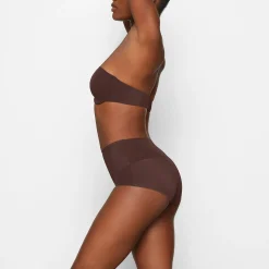 SMOOTHING INTIMATES HIGH-WAISTED BRIEF | COCOA