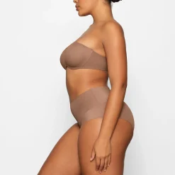 SMOOTHING INTIMATES UNLINED STRAPLESS BRA | SIENNA