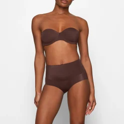SMOOTHING INTIMATES UNLINED STRAPLESS BRA | COCOA