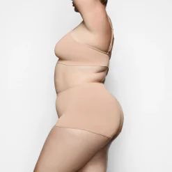 SOFT SMOOTHING SEAMLESS BRALETTE | CLAY