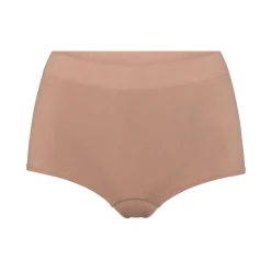 SOFT SMOOTHING SEAMLESS BOY SHORT | SIENNA