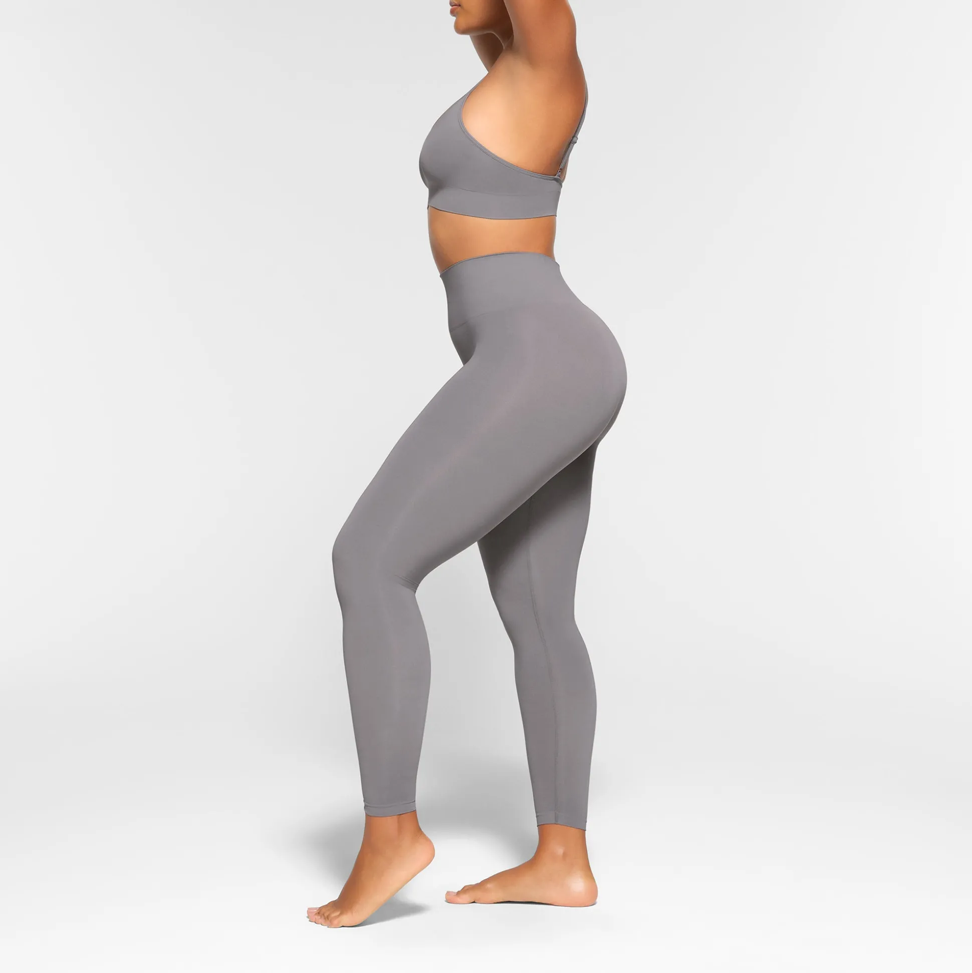 SOFT SMOOTHING SEAMLESS LEGGING | PACIFIC