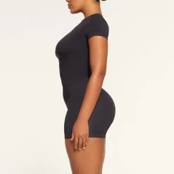 SOFT SMOOTHING SEAMLESS T-SHIRT | GRAPHITE