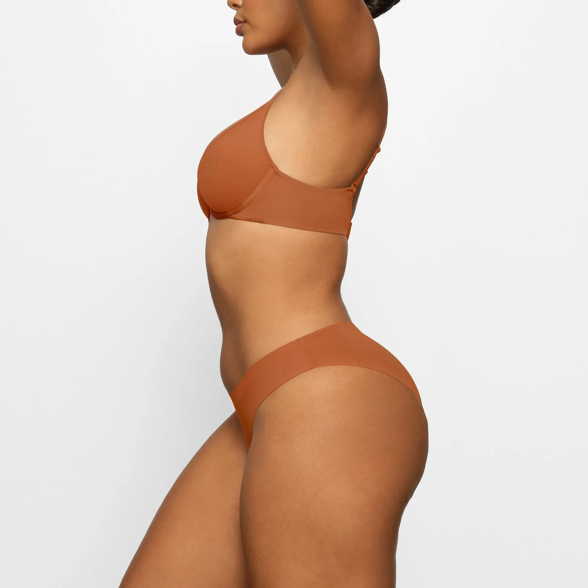 WEIGHTLESS SCOOP BRA | BRONZE
