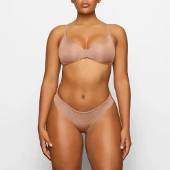 WIRELESS FORM PUSH-UP PLUNGE BRA | SIENNA