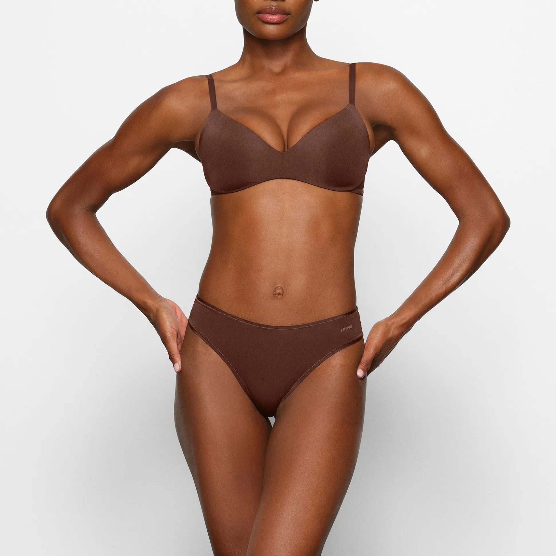 WIRELESS FORM PUSH-UP PLUNGE BRA | COCOA