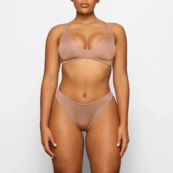WIRELESS FORM T-SHIRT DEMI BRA | SIENNA