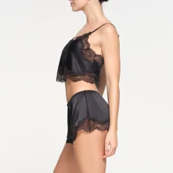 WOVEN SHINE LACE CAMI | ONYX